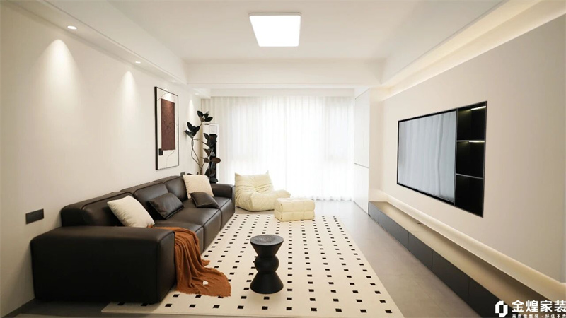 130㎡現(xiàn)代風(fēng)裝修，將實用功能融入高級美學(xué)，每一天都充滿儀式感！