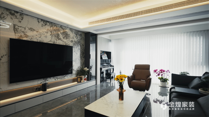 龍湖春江天曜現(xiàn)代輕奢風格